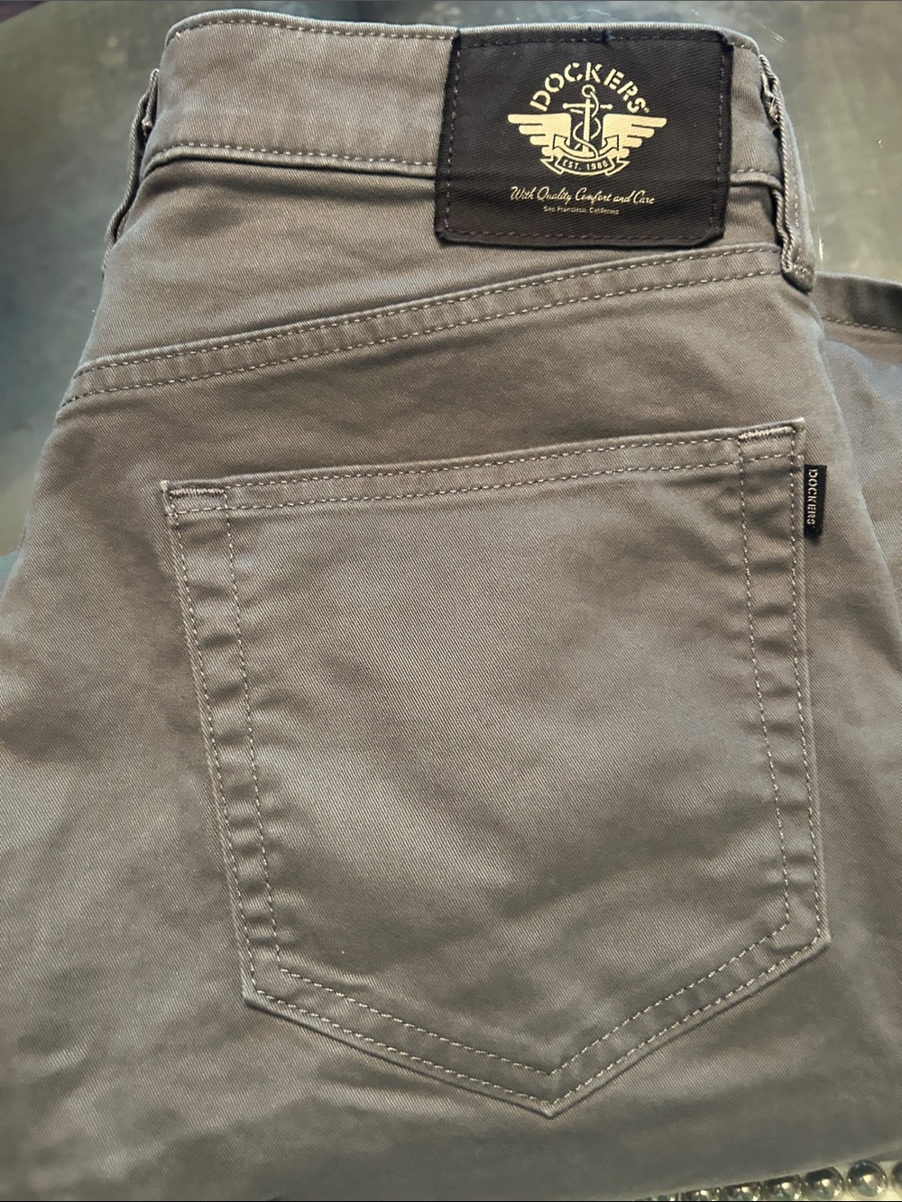 Dockers Gray Casual Chino Back Pocket Detail